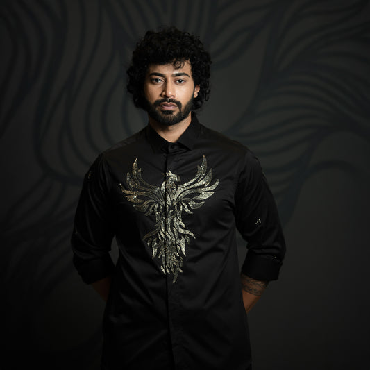 THE DRAGON GLITTERING HOARD