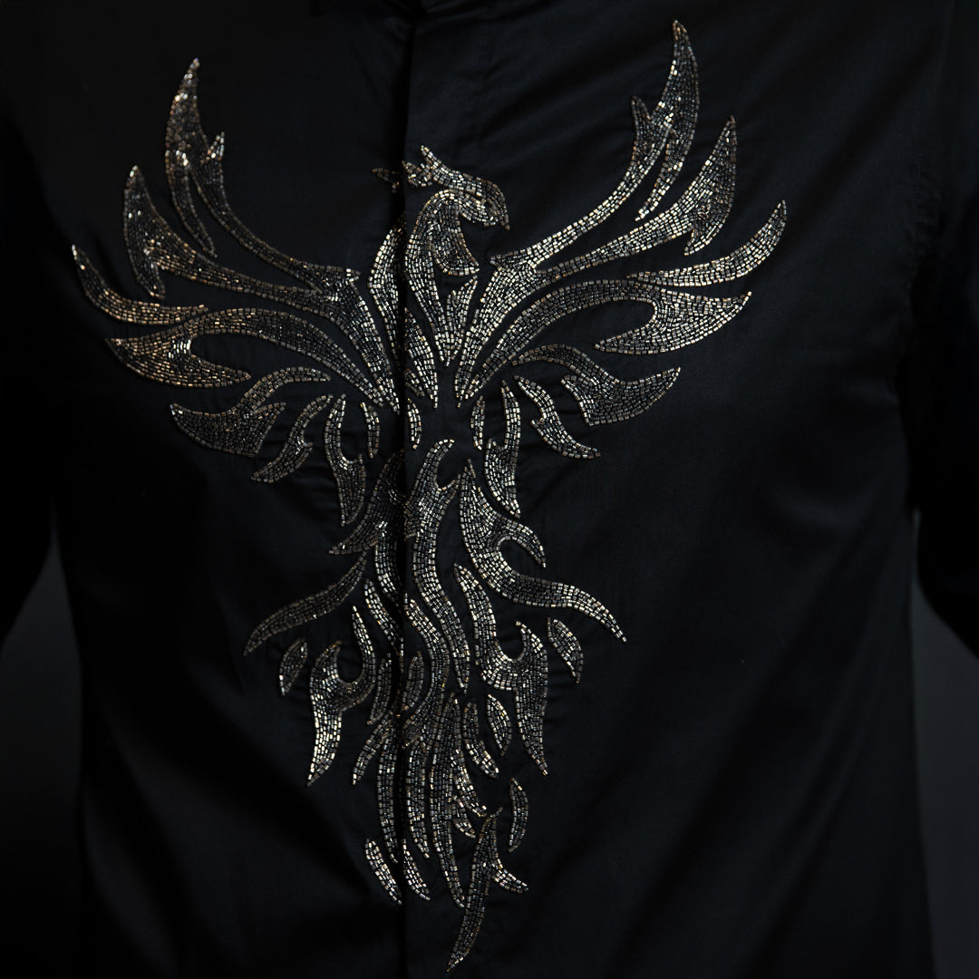 THE DRAGON GLITTERING HOARD