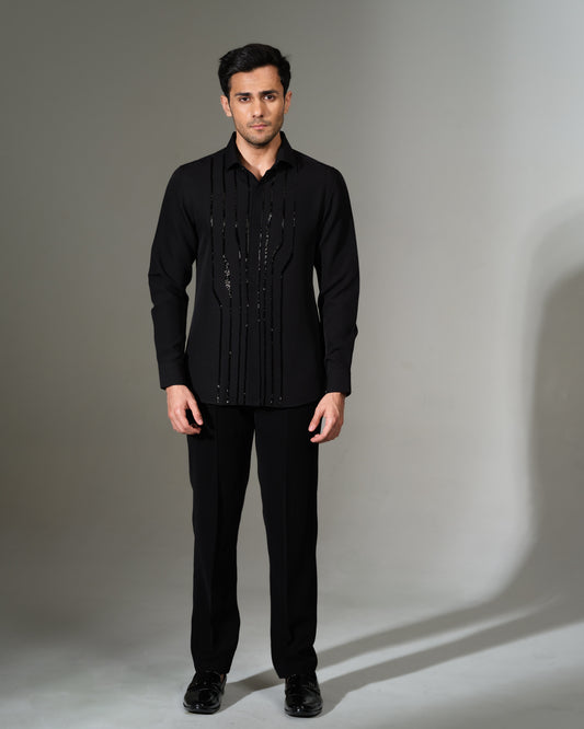 Linear Luxe Black