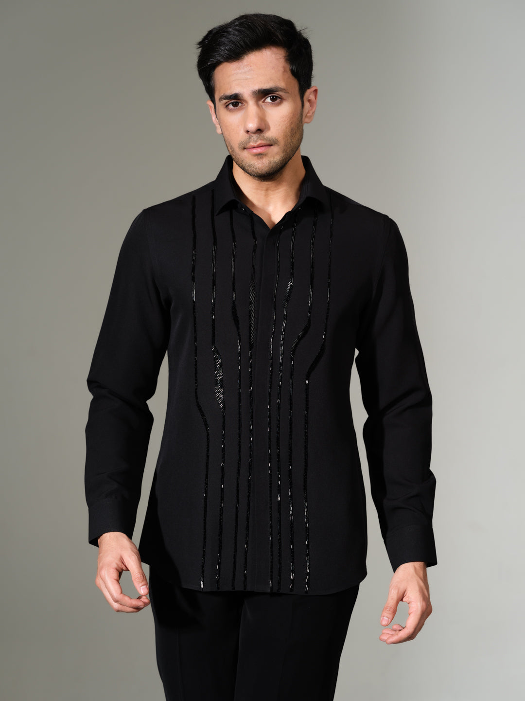 Linear Luxe Black