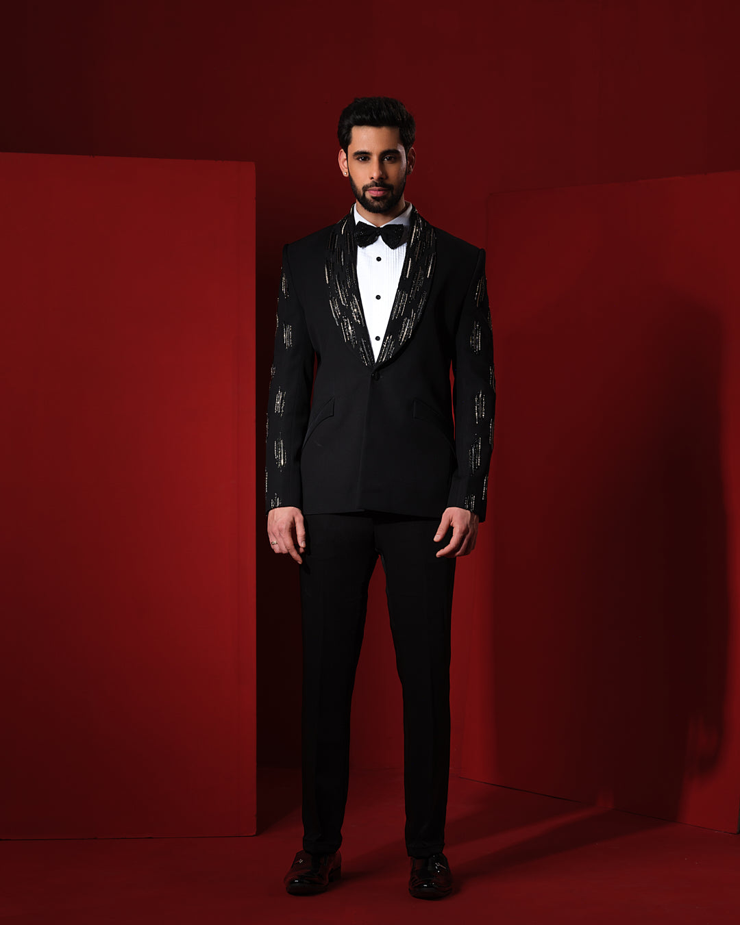 LUCENT TUXEDO SET